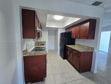 5802 NW 21st St unit 37B, Lauderhill, FL 33313 - photo 2