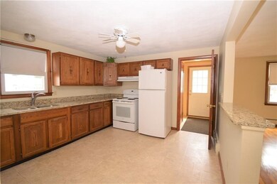 12 Cute St, Pawtucket, RI 02860 - photo 3