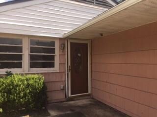 4654 Stephen Girard Ave, New Orleans, LA 70126 - photo 3