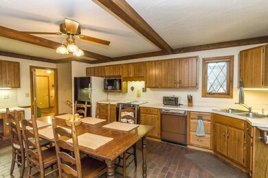 1273 S. Ducrest Dr 09