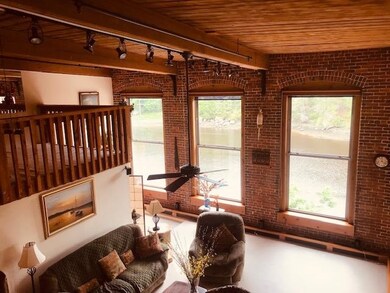 Rivermoor Landing unit 49, Newmarket, NH 03857 - photo 5