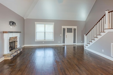 9618 Shooting Star Cir, Soddy-Daisy, TN 37379 - photo 6