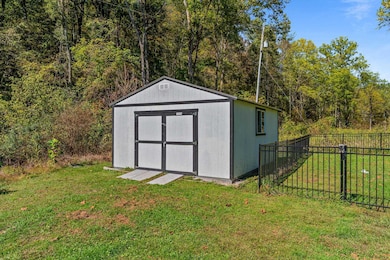 1320 Little Fudges Creek Rd, Barboursville, WV 25504 - photo 7