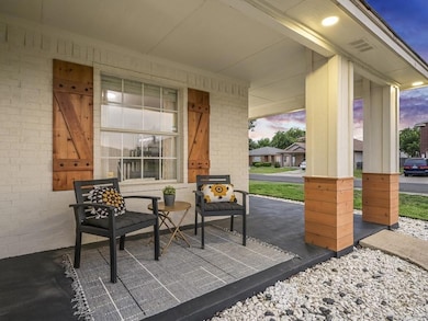 123 Paige Bend, Hutto, TX 78634 - photo 2