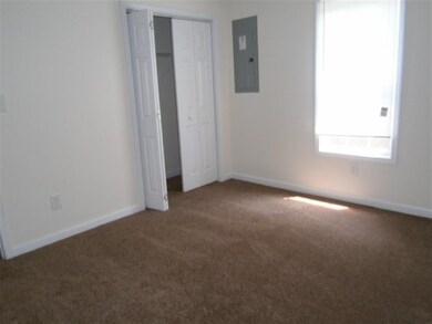 157 Lakewood Dr unit A, Jacksonville, NC 28546 - photo 4