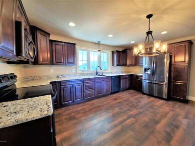 45 Duke of Gloucester St, Bloomsburg, PA 17815 - photo 3