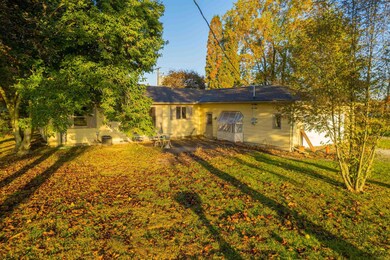 825 N Independence St, Windfall, IN 46076 - photo 5