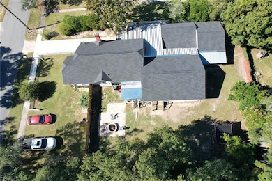 1317 E 2nd Ave, Mount Dora, FL 32757 - photo 2