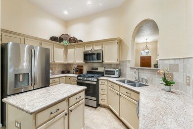 112 N Rockfern Ct, Spring, TX 77380 - photo 3