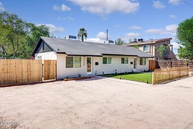 2206 N 26th St, Phoenix, AZ 85008 - photo 2