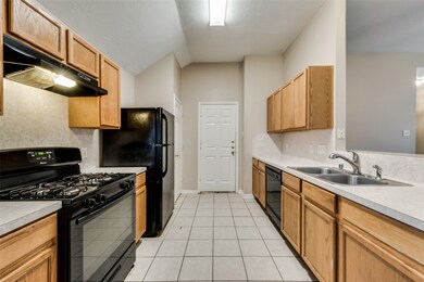 8342 Fuqua Gardens Dr, Houston, TX 77075 - photo 7