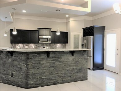 892 Muffleson St, El Paso, TX 79928 - photo 7