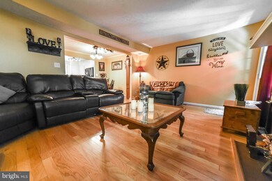 23368 Black Oak Ct, California, MD 20619 - photo 7