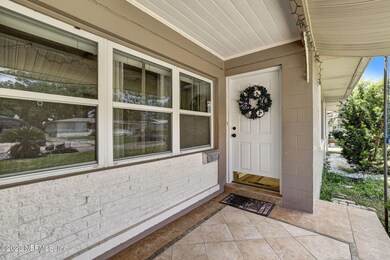 6262 Mercado Dr, Jacksonville, FL 32210 - photo 4