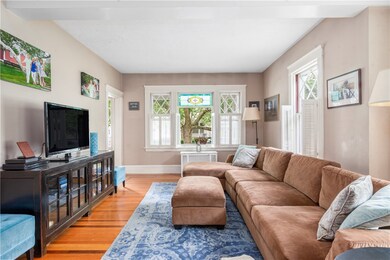 17 Sharon St, Providence, RI 02908 - photo 7