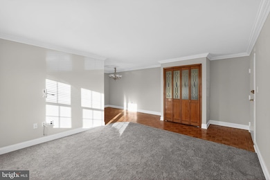 800 South Ave unit B4, Secane, PA 19018 - photo 3