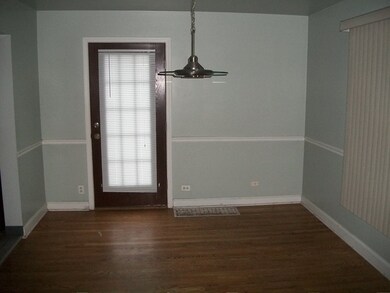 10042 Drury Ln, Westchester, IL 60154 - photo 3