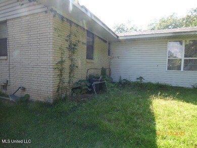 11 Woodside Ct, Natchez, MS 39120 - photo 2