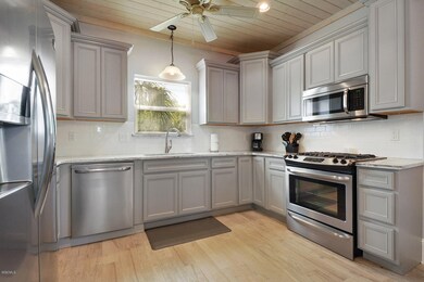 402 S Toulme St, Bay Saint Louis, MS 39520 - photo 5