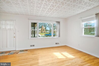 100 N Longcross Rd, Linthicum Heights, MD 21090 - photo 6