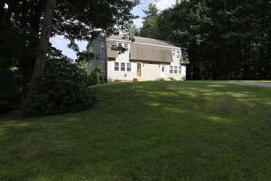 41 Beechwood Rd unit B, Hudson, NH 03051 - photo 2