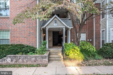 3909 Penderview Dr unit 1903, Fairfax, VA 22033 - photo 2