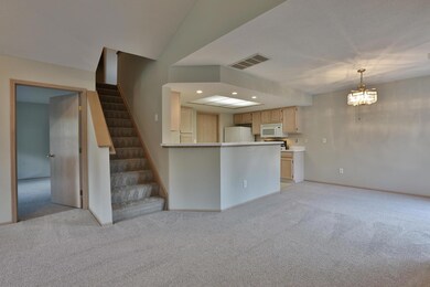 860-VillageBrook-10