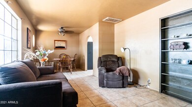 4501 W Crittenden Ln-4