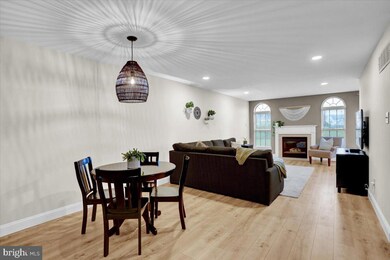 2305 Carriage Ln, Royersford, PA 19468 - photo 4