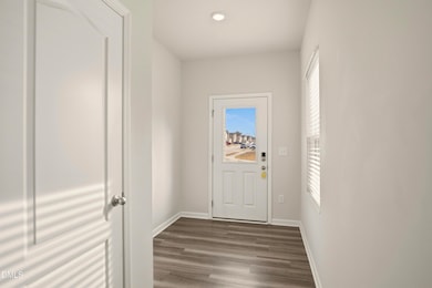 157 Wilbur Lake Dr, Fuquay-Varina, NC 27526 - photo 2