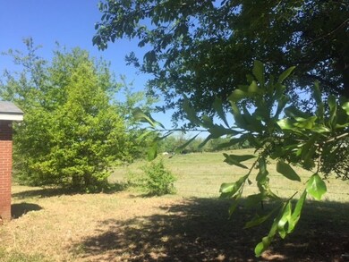 7851 Old Nowell Rd unit A, Macon, GA 31216 - photo 4