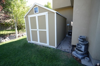 15057 S Winged Bluff Ln, Draper, UT 84020 - photo 3