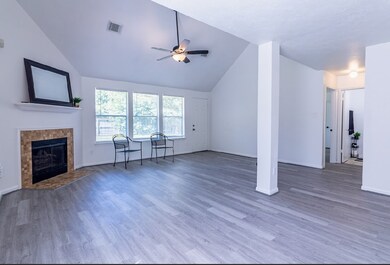 6511 Wexford Park Dr, Houston, TX 77088 - photo 6