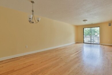 2 Greenbriar Dr unit 206, North Reading, MA 01864 - photo 6