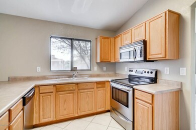 005-4-Kitchen