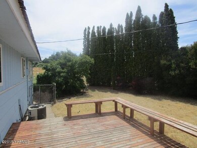 566-020588-back deck