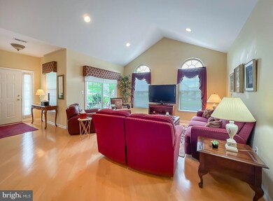 160 Shady Brook Dr unit 294, Langhorne, PA 19047 - photo 5