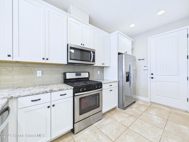 KITCHEN.STAINLESS-3