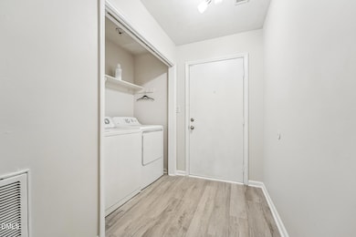 405 Gooseneck Dr unit B2, Cary, NC 27513 - photo 4