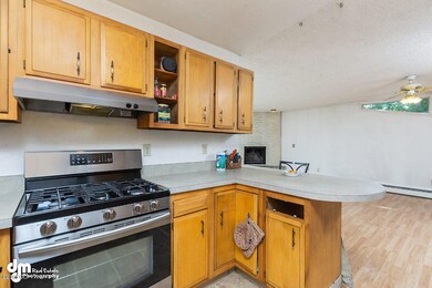 2506 Kitchen 20180607-DW-7921-SMALL