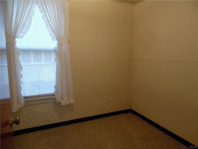 This room is located on the first floor can be use