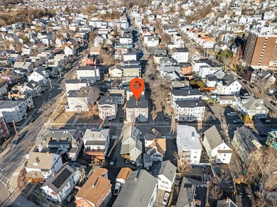 121 Johnson St unit 1L, Lynn, MA 01902 - photo 3