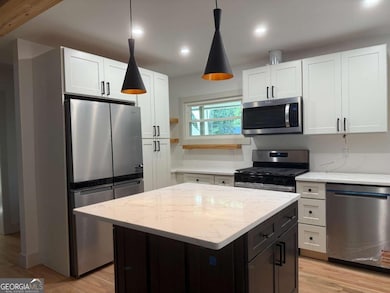 493 Sybil Ln SE, Marietta, GA 30067 - photo 2