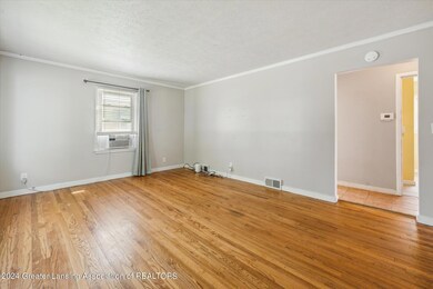 07-1319-Cooper-Ave-Lansing-MI-48910-Wind