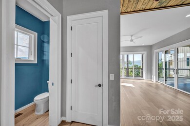 Powder rm main level