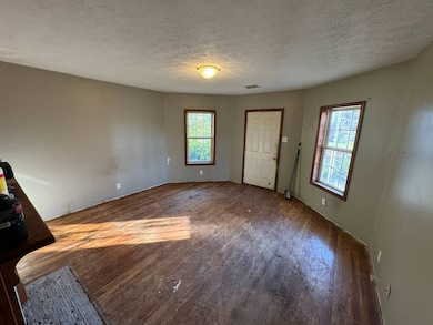 105 E North St, Carlisle, KY 40311 - photo 3