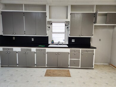 1400 6th St, Rosenberg, TX 77471 - photo 2