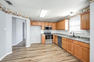 322 Sweetwater Dr, Weatherford, TX 76086 - photo 7