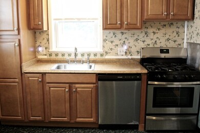69 Botolph St, Quincy, MA 02171 - photo 2