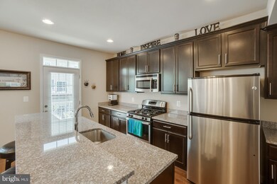 4416 Potomac Highlands Cir, Triangle, VA 22172 - photo 7